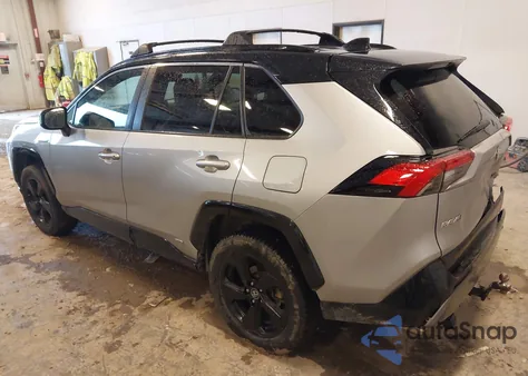 2020 Toyota Rav4 Hybrid Xse z USA, uszkodzony, nr VIN 2T3E6RFV2LW001338